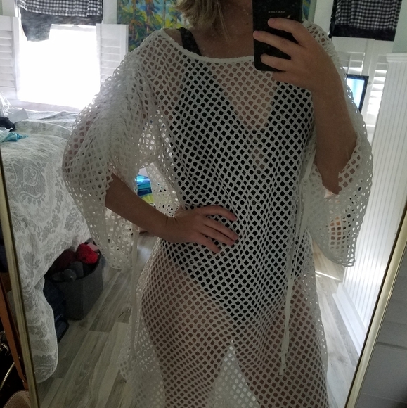 Venus Fishnet cover up - Picture 7 of 10